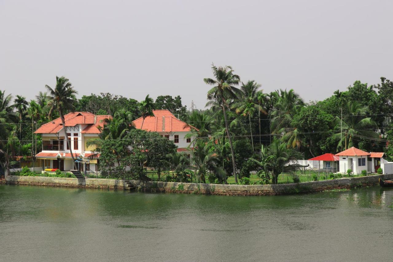 Alappuzha Water'S Edge Villas المظهر الخارجي الصورة